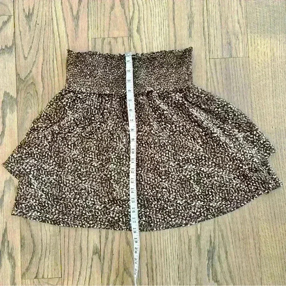 Rails Women’s Addison Smocked Tiered Mini Skirt Animal Print Size Small - Picture 8 of 14
